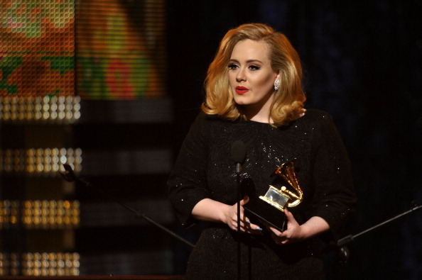 mama-adele:  I NEVER in my life, seen a motherfucking perfect women like this. 