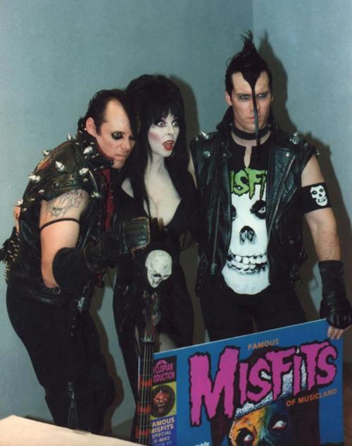 0nepieceatatime:  Jerry Only - Elvira - Doyle  