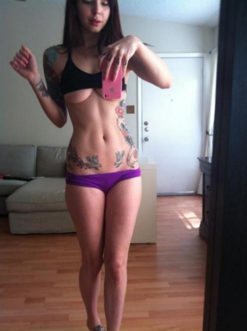 nice-boner:  Nice-boner. for more Girls. ;) submissions go here. 