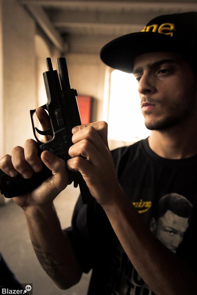 Acende o foda-se