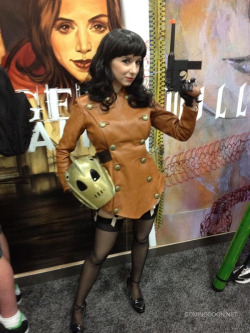 turner-d-century:  thegreenscreenfilmblog:  Sexy Rocketeer cosplay  More Betty As Rocketeer cosplay from Riddle 