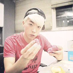  Wooyoung filling his tummy 