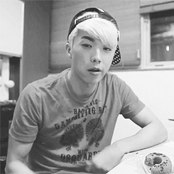  Wooyoung filling his tummy 