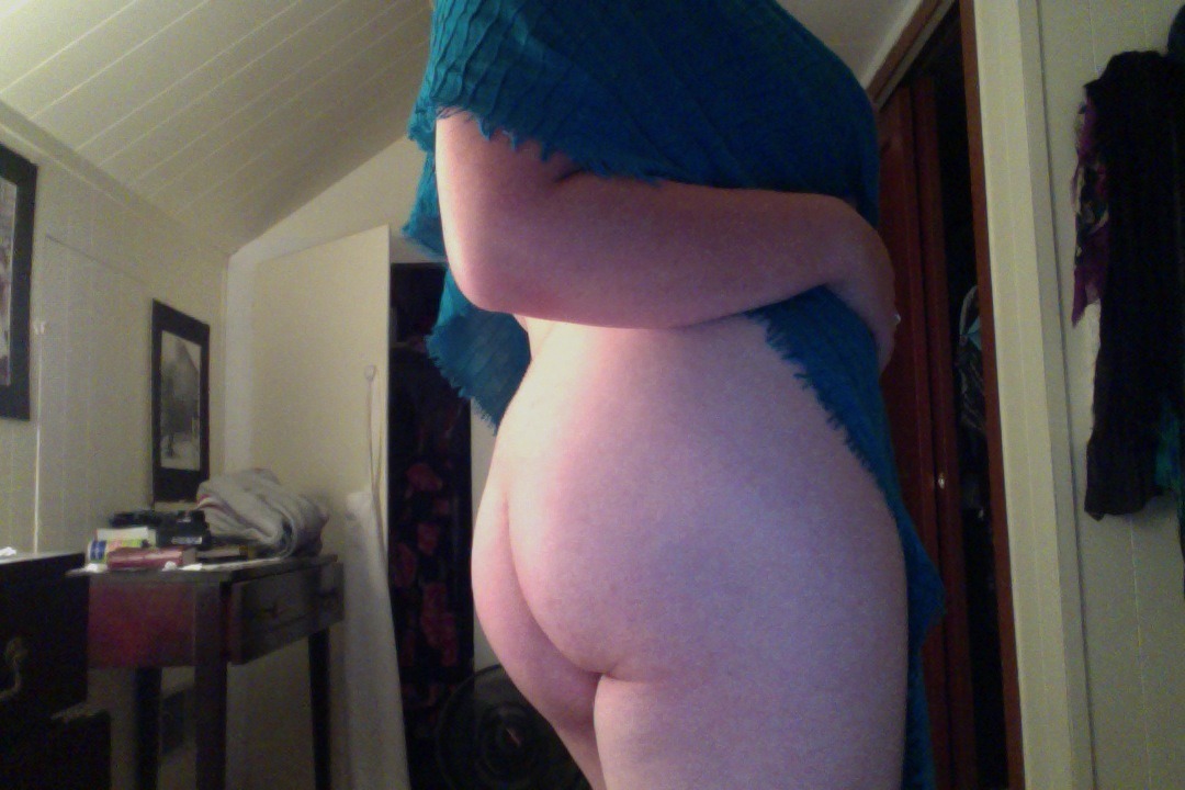 chubbicollector:  Blue scarf