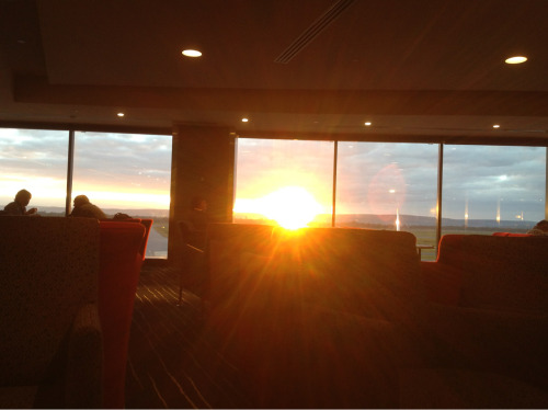 Sunrise from the Qantas lounge at Perth airport
