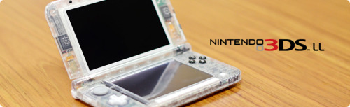 farorescourage:  herronintendo3ds:  Transparent 3DS XL   The 90s have returned. 