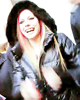bellefrenches-blog:  Avril being cute with fans - 2011 