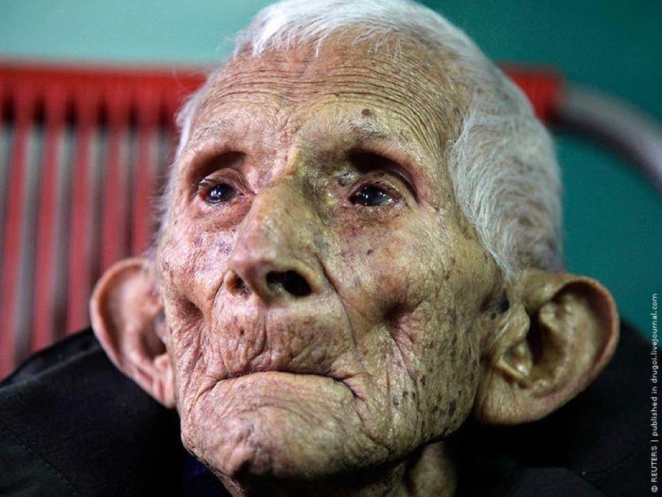 happyanchortheorist:  kraabel:  When an old man died in the geriatric ward of a nursing