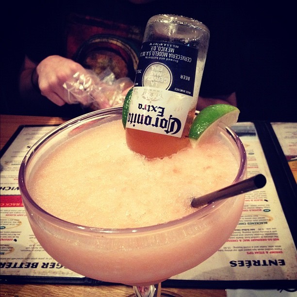 joyceelovesyoutoo:  I seriously want to try this!!