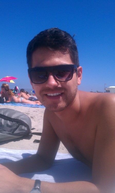 joro3:  cookin’ a little at the beach. I was born with that base gots to work on that bronze. 