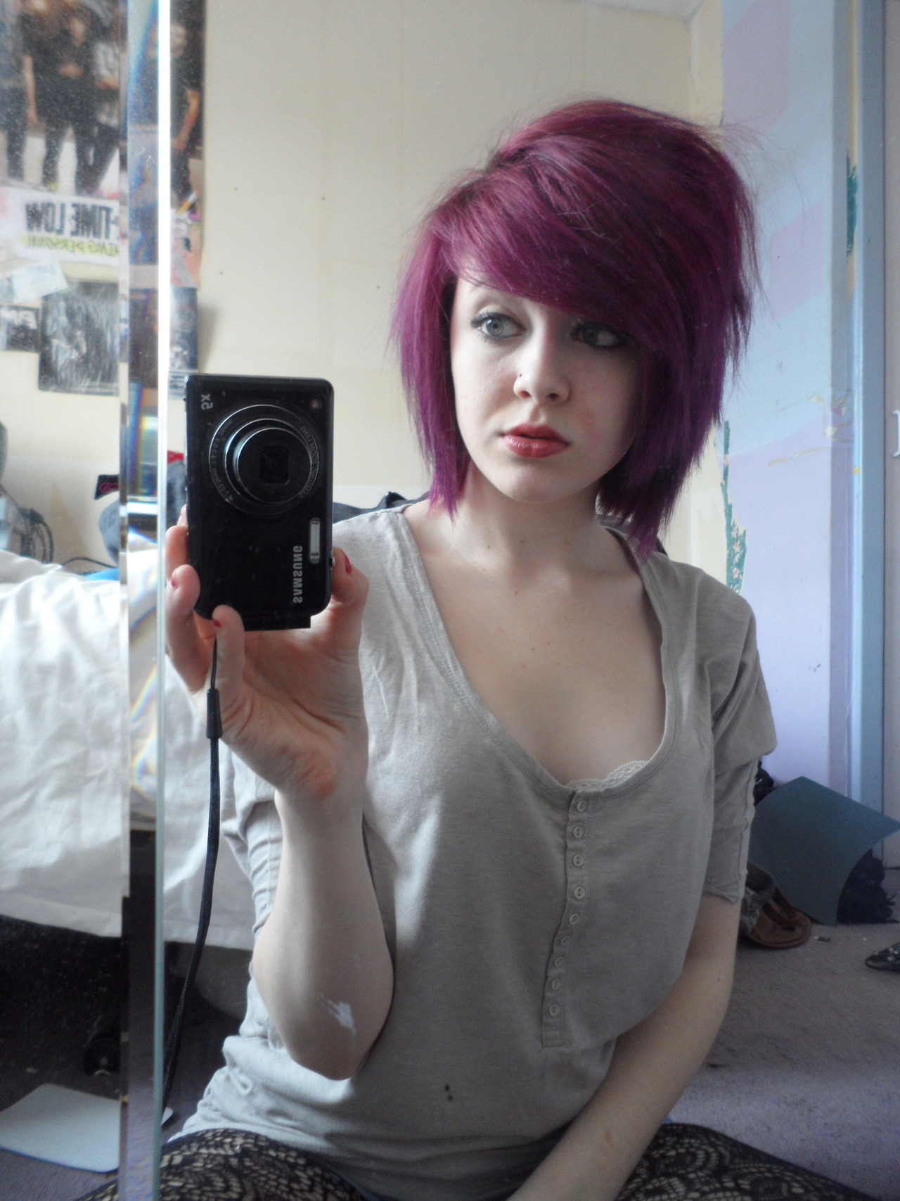 allieclarkson:  hey tumblr, i got dressed today 