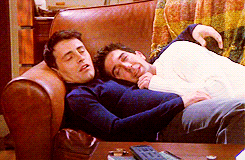 rachelsgreen:  Favourite FRIENDS BloopersDavid and Matt (The One With the Nap Partners, season 7) 