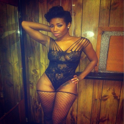 kingz-king:    LaStarya (via kingz-king)   