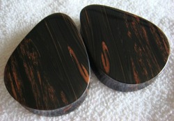 moonkitty:  Mahogany Obsidian Teardrops by