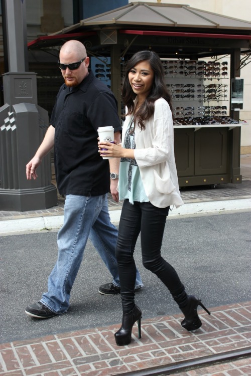 Jessica Sanchez In Ruthie Davis Micro Compact Boots -I need Where is her shirt from?