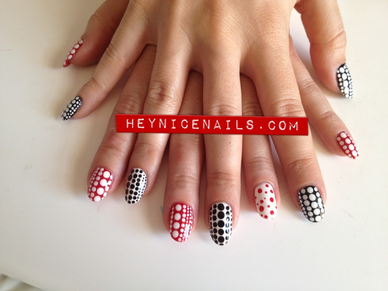 Louis Vuitton X Yayoi Kusama inspired nail art - Hey, Nice Nails!