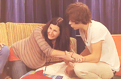 those-1d-imagines:  humpingharreh:  I’M LITERALLY ON THE FLOOR LOOK AT HIM JUST