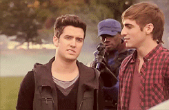 heartbreakweathernjh:  Big Time Movie bloopers feat. Logan Henderson 