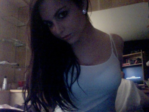 ragazza-orribile:  shitty fucking night.