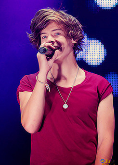 Porn photo jemstyles:  Harry Styles performing at Radio