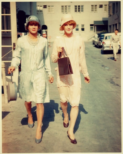 This is actually a fantastic first date movie.
vintagebreeze:
“ Tony Curtis and Jack Lemmon in “Some Like it Hot” (1959).
”