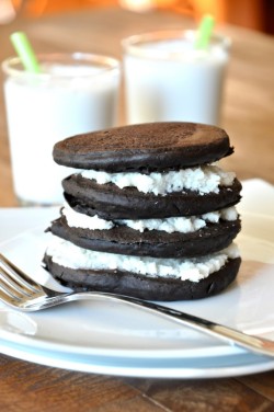  Oreo Cookie Pancakes 