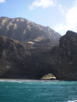 purrson:  Nā Pali Coast, Kauai by Benjamin