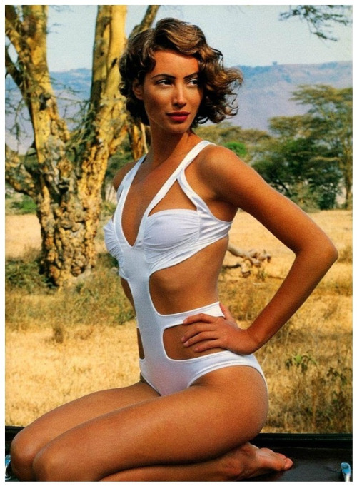 nearlyvintage: CHRISTY TURLINGTON 1992 