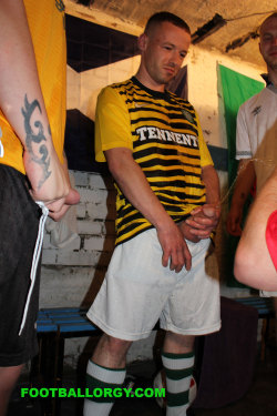 footballorgy:  5-A-SIDE PISS UP LAD 