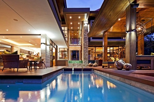 just-luxe:  http://just-luxe.tumblr.com 