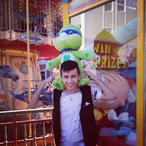 o-principe-mestico:  (meninotatuado) ’-‘ 