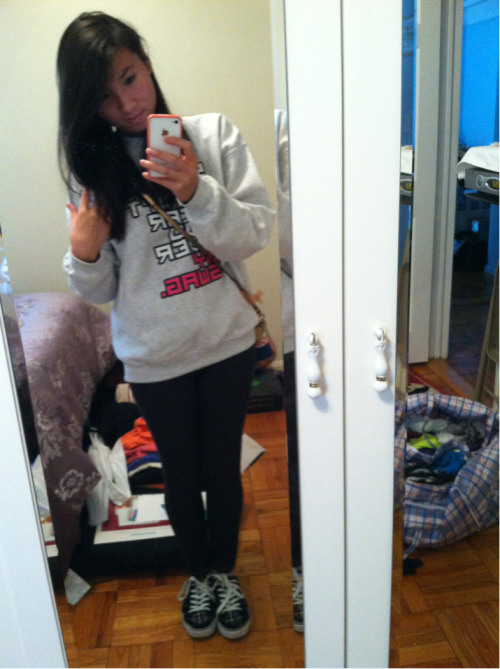 nomnom-allday:365 days in the year and Friday was cold :( brrDay 241: a crew neck and black leggings