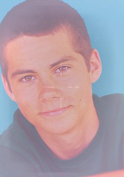 emingaribov:  20 day celebrity challenge ↳ Day 6 - A photo of a celebrity who