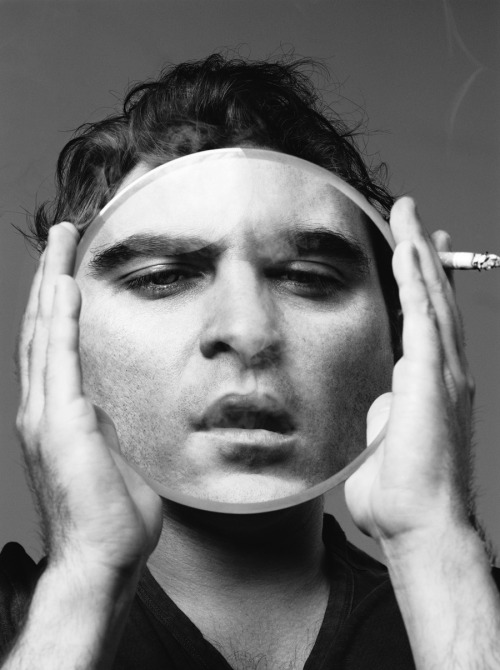 bohemea:
“ Joaquin Phoenix by Mark Abrahams
”