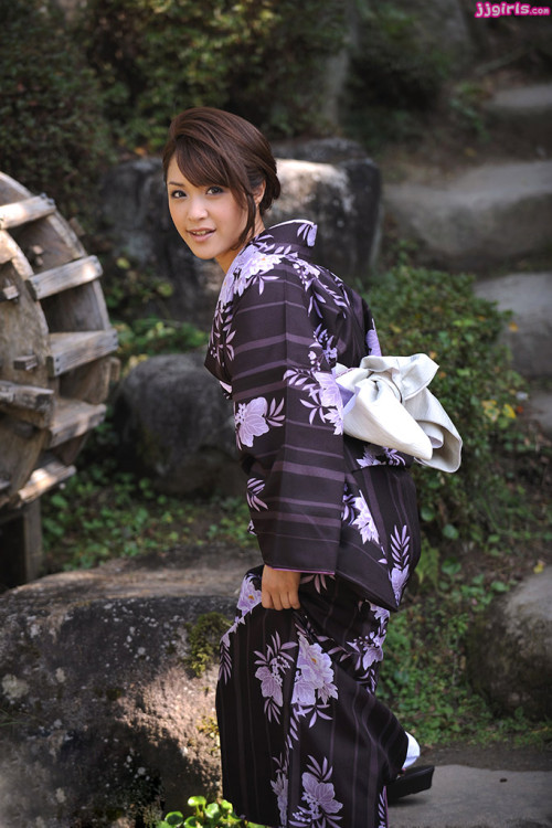 Mihiro - Purple Kimono 9