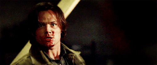 heysammy:#this is actually really painful #because dean flinches and doesn’t know how far sam has fa