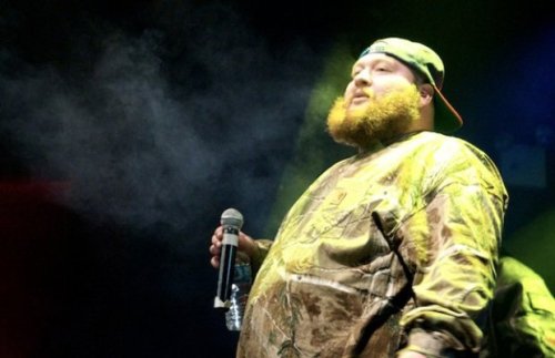 Name: Arian Asllani Band: Action Bronson Instrument: Vocals Genre: Hip-hop http://www.actionbronson.