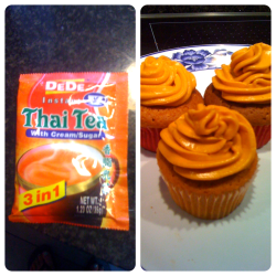 fuckyeahcupcakes:  Thai tea cupcakes with