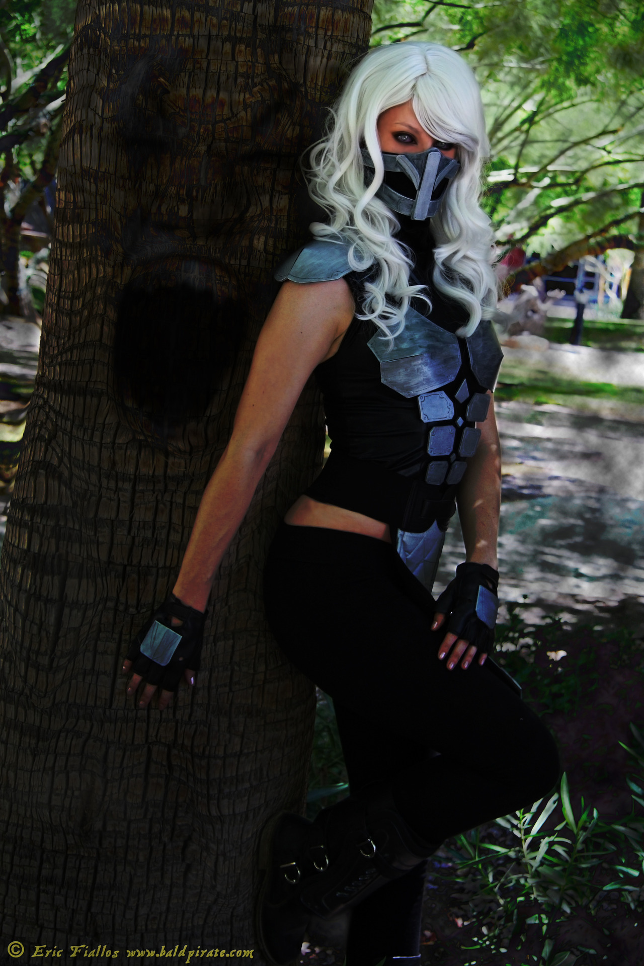 comicbookcosplay:  Genderbend Smoke from MK9 Submitted by itskatybearbitches [Facebook]