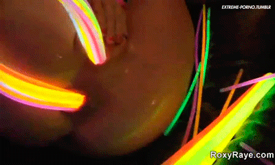 extreme-porno:  follow me extreme-porno