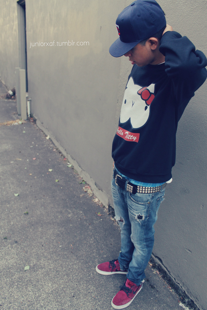 d0peobey:   d0peobey:  ✞ Follow Me (; ✞  
