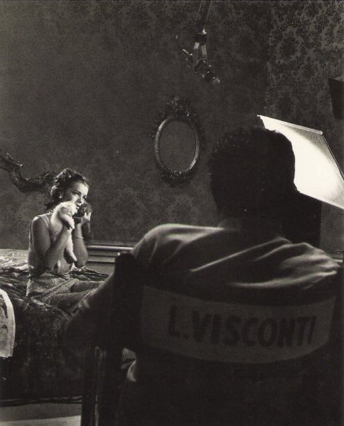 Visconti dirigeant Romy Schneider dans “Boccaccio 70”John Phillips