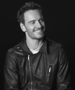 domedads:  this is how fassbender gets laid…