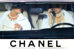  VINNYCHA$E vintage Chanel 