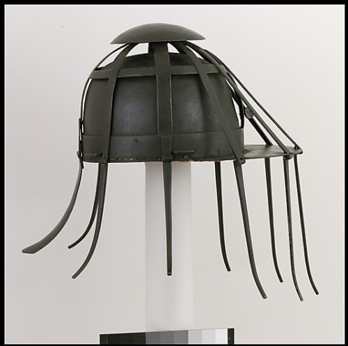 The spider helmet was a late type of head protection, its “legs” were designed to protec