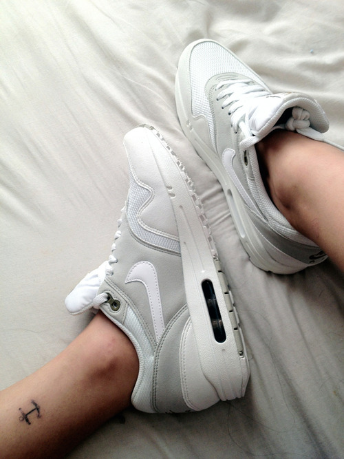 cosminxy:  c-untm0s:  these will be mine soon   luvvv 