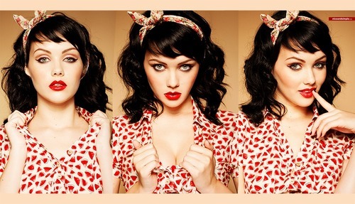 nerdjunkies:  Mel 