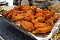 foodaddictofficial:  Want some yummy photos on you dash? FOLLOW foodaddict.me  Jayy&rsquo;s favorite food in the world &hellip; hot wings
