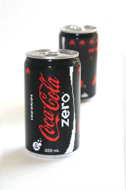 bloodyredphoenix:clairemew:『Nintendo Coca-Cola-Are You Miss It？』Coca-Cola推出新包裝？怎麼電視上都沒廣告？可樂迷，請放心，這款式