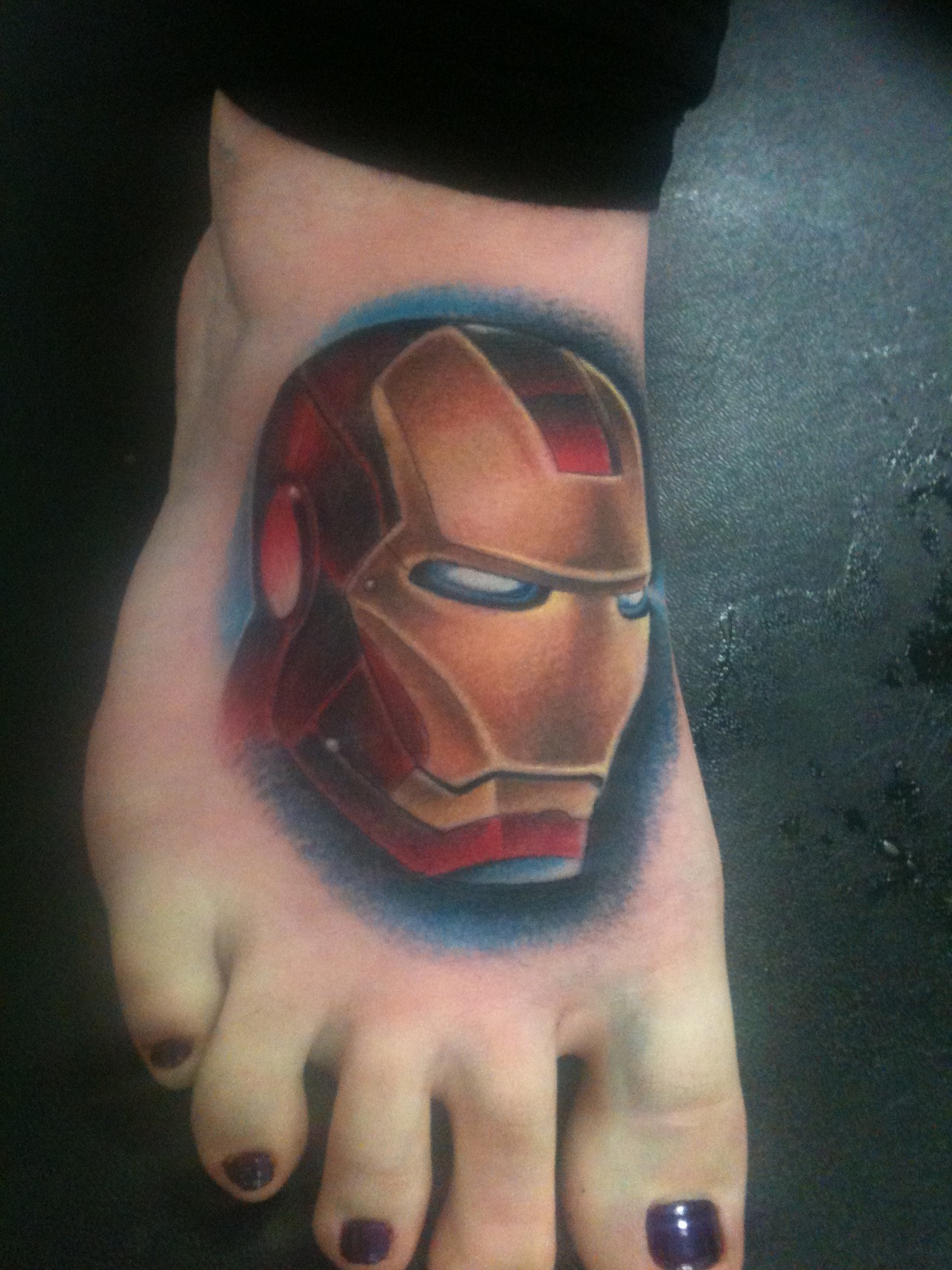 fuckyeahtattoos:  This is my Iron Man tattoo taken just after it was finished on